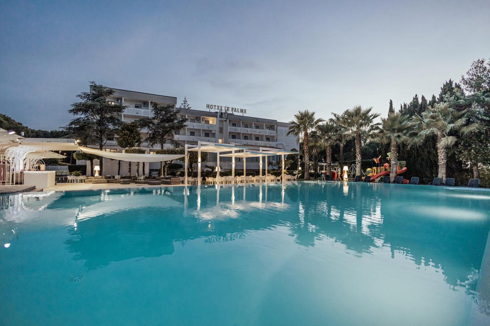 Hotel Le Palme Paestum Exteriör bild