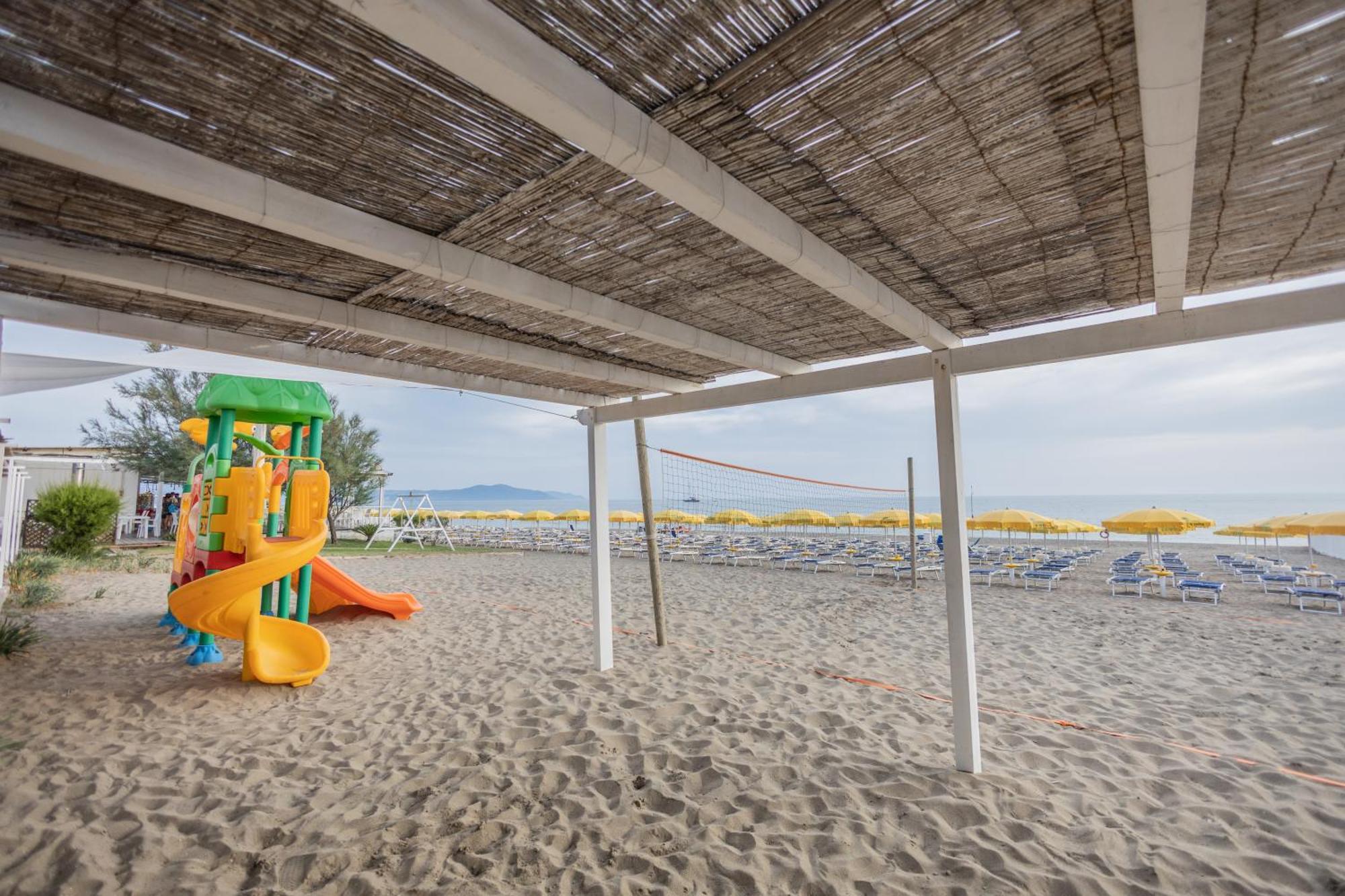 Hotel Le Palme Paestum Exteriör bild